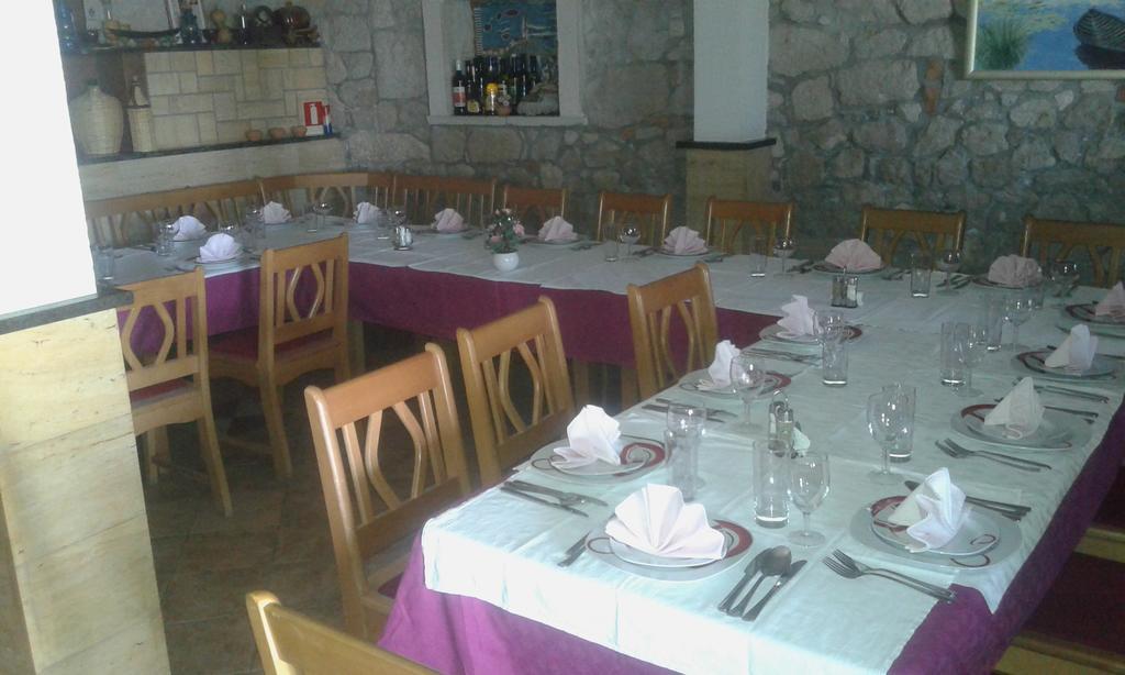 Guest House Fosa Opuzen  Экстерьер фото