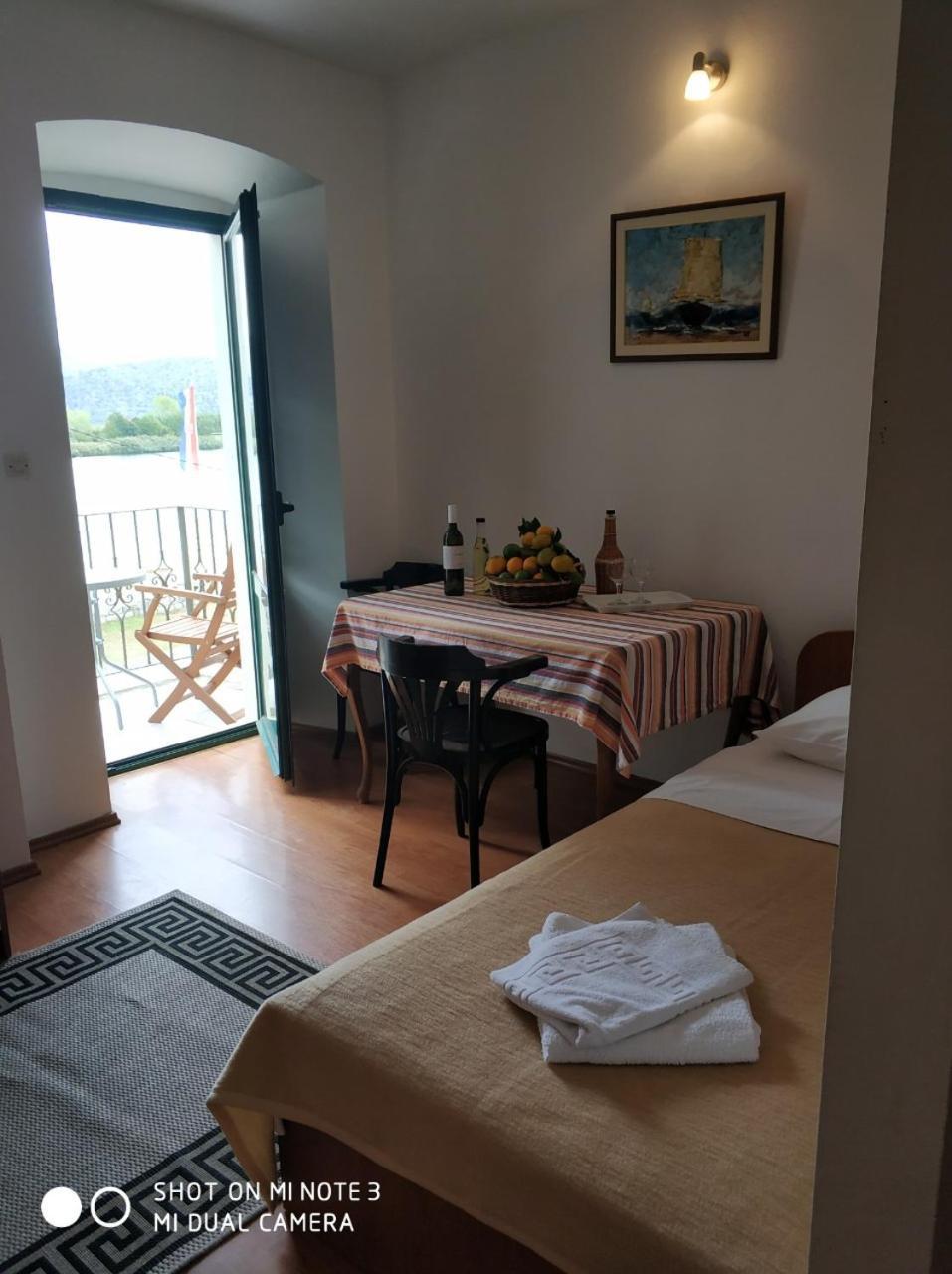 Guest House Fosa Opuzen  Экстерьер фото
