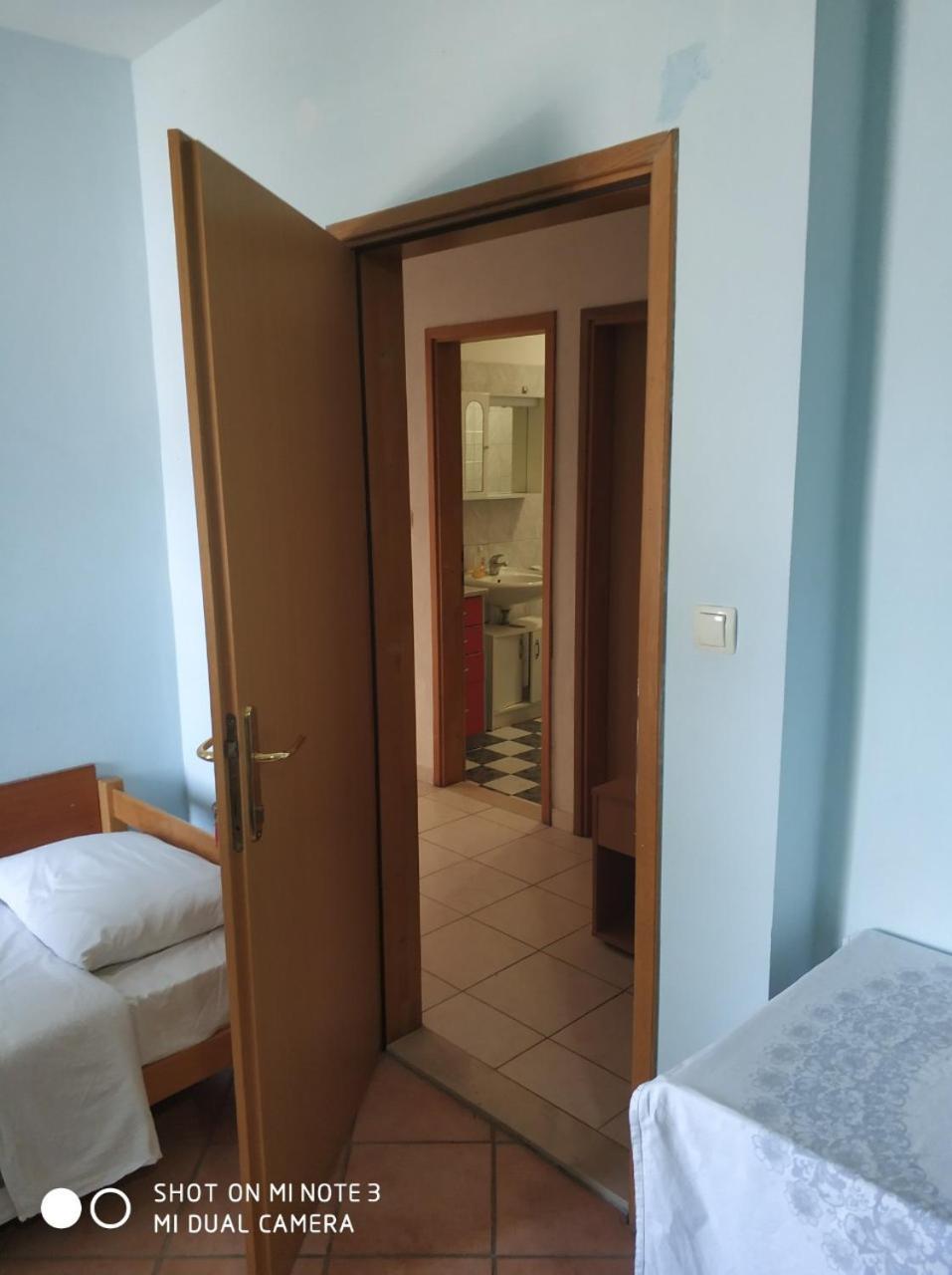 Guest House Fosa Opuzen  Экстерьер фото